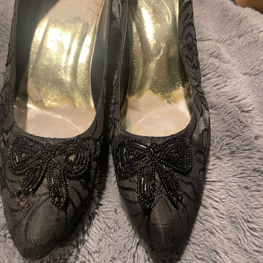 Evins  Black Beaded Bow Heels